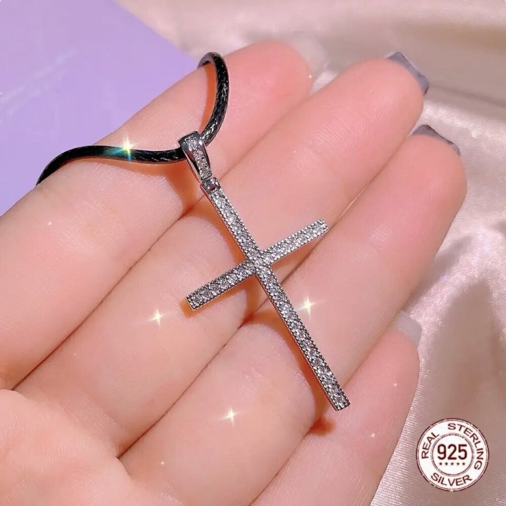 NWT Cross Pendant Necklace S925 Sterling Silver Choker Black Cord CZ Inlaid 17”